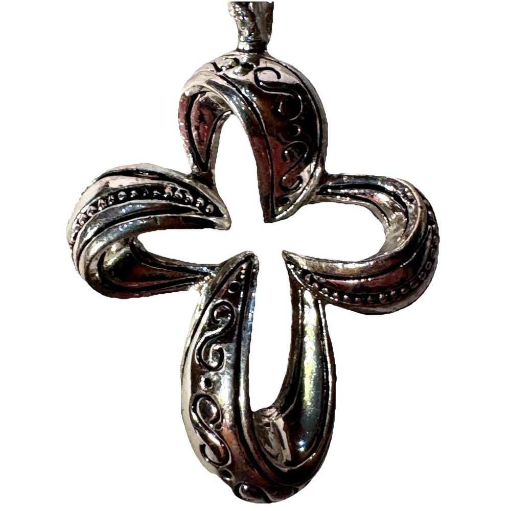 Vintage Silver Tone Ornate Scrollwork Open Cross Pendant Statement‎ Jewelry